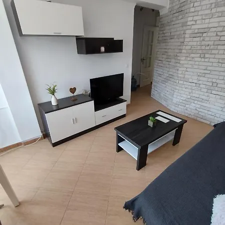 Piso Amplio Y Comodo. Apartment